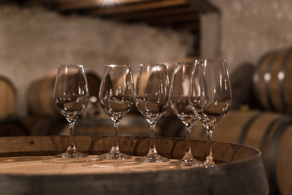 ALTUGNAC - VERRES CAVE